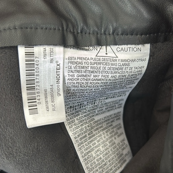 Zara FAUX LEATHER MINI FLARED CROPPED PANTS - Picture 10 of 13